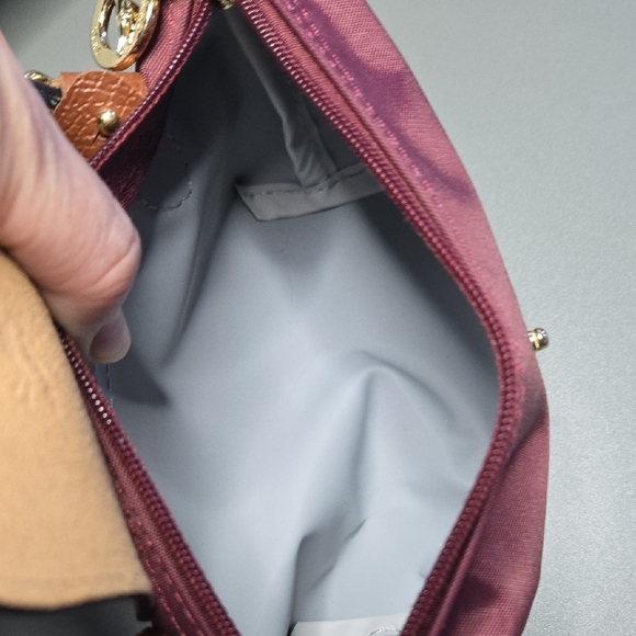 Elegant Burgundy Crossbody Bag - Picture 15 of 15